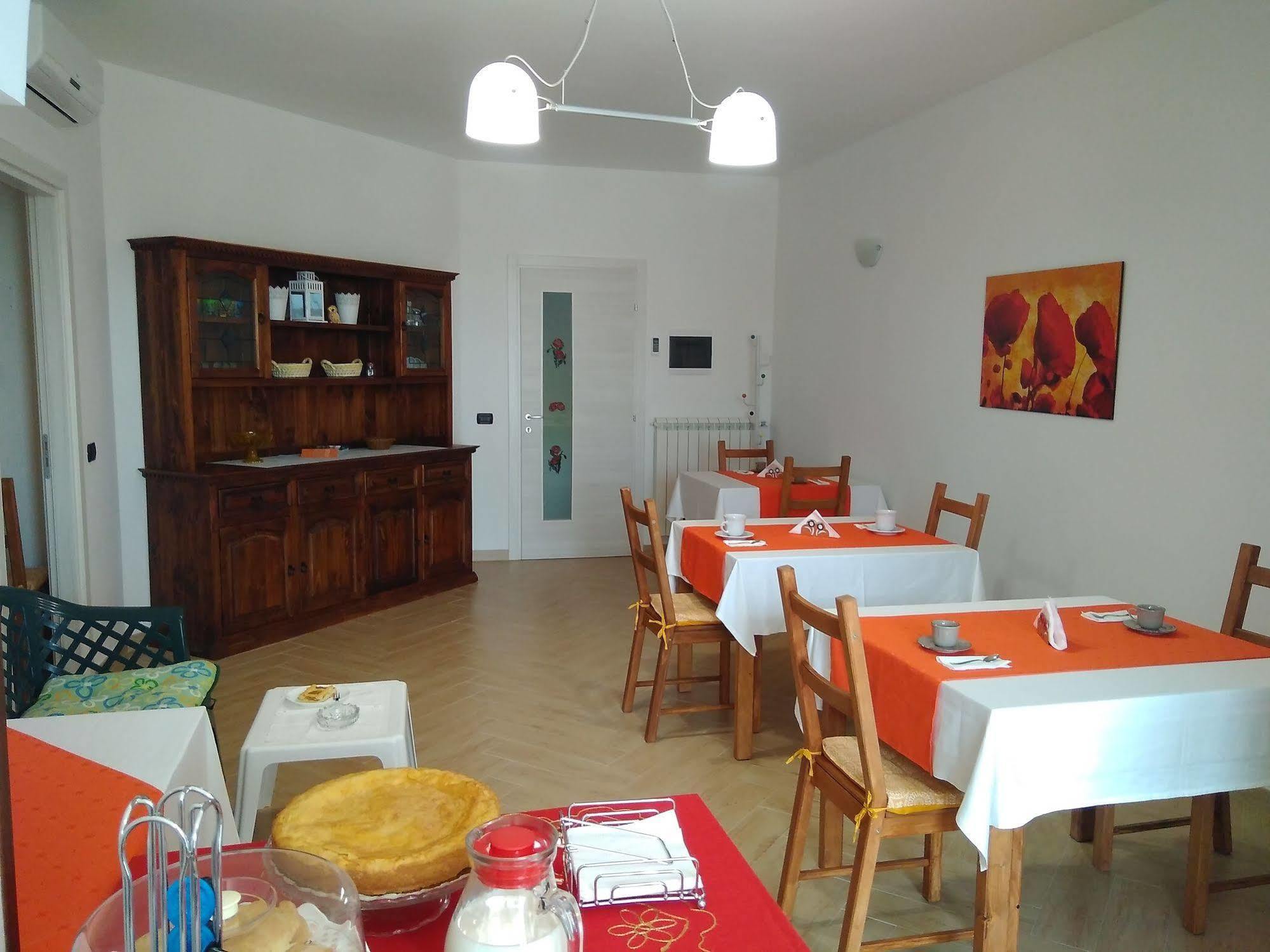 B&B Il Papavero Rosso Corigliano dʼOtranto Kültér fotó